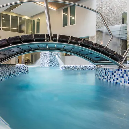 Noorus Hotel 4*