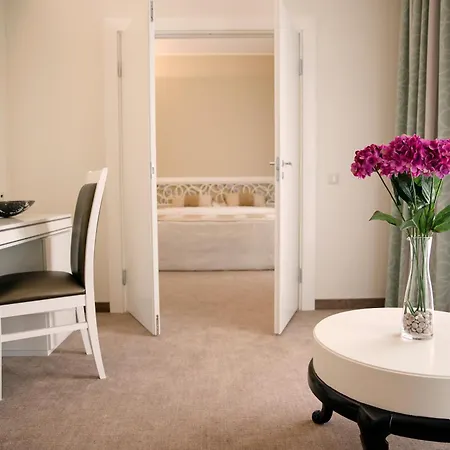 Noorus 4* Narva-Joesuu