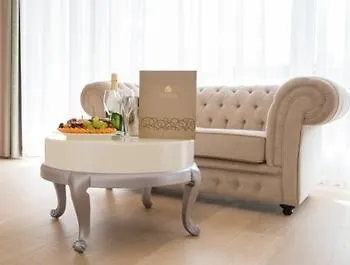 Noorus 4*