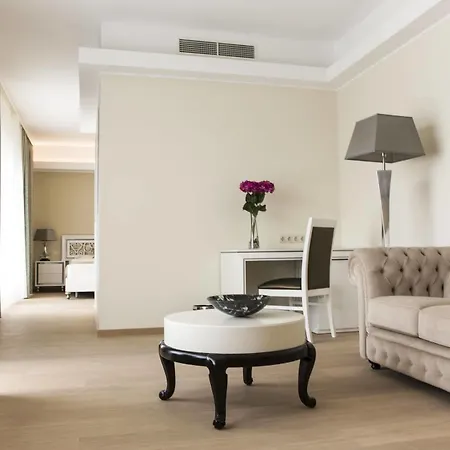 Noorus Hotel